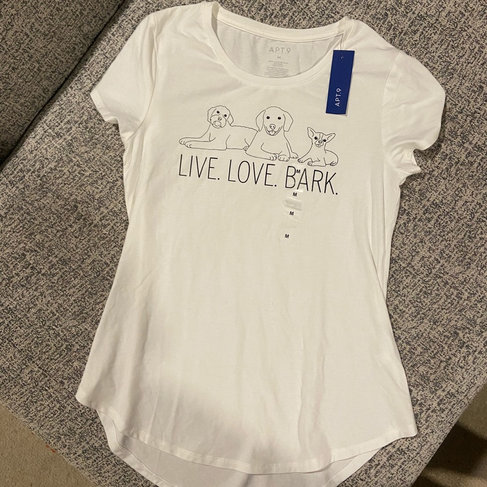 NWT Dog Print Tshirt Sz M